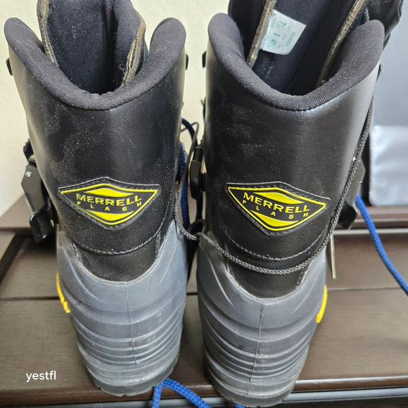 Women's Merrell Ski Boots Size 9 Black Blue Flash single buckle - Picture 9 of 10